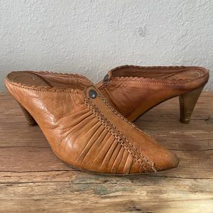 Zita Maria gypsy leather mules